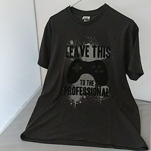 Men's Gamer medium tee